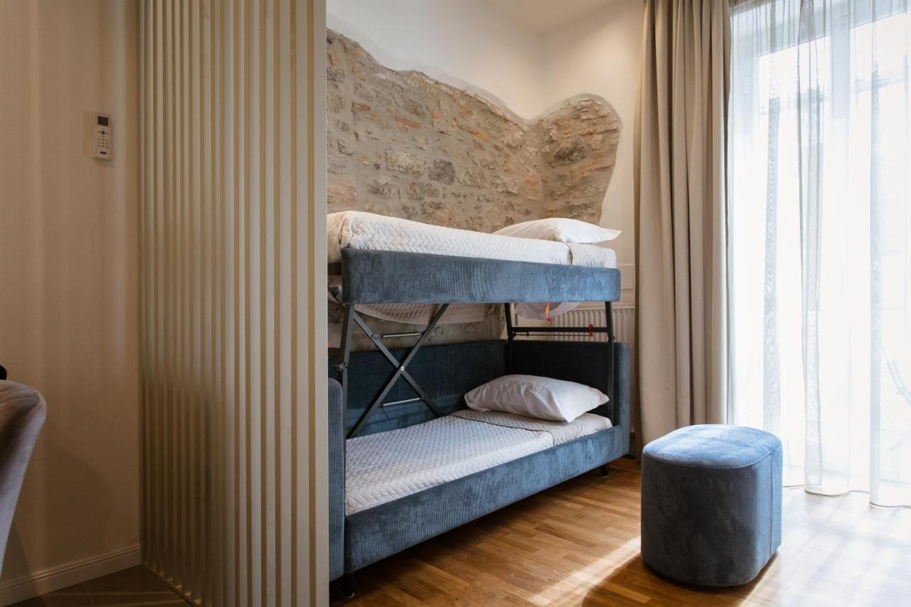 Elegant 5 Terre *